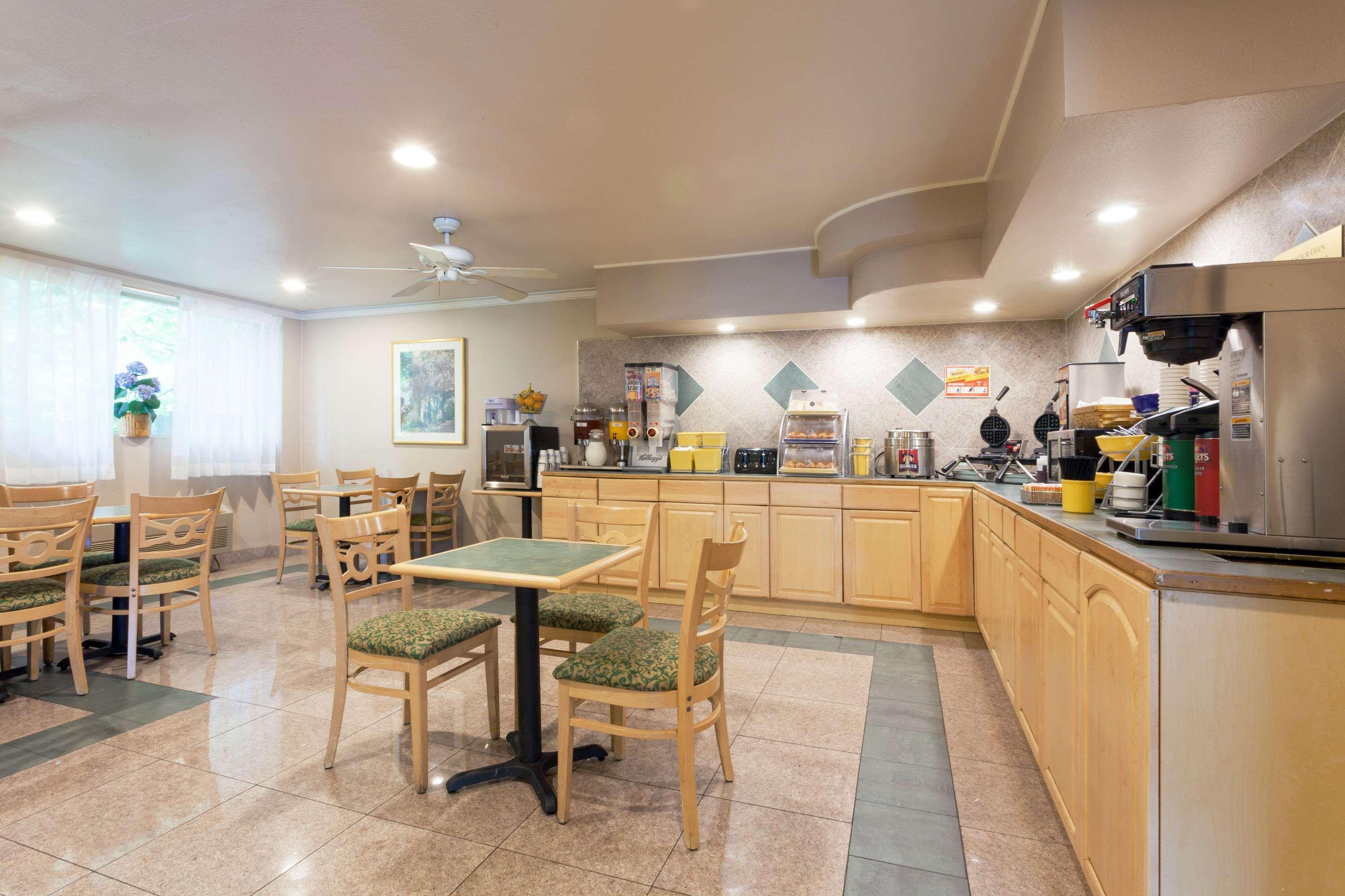 Days Inn By Wyndham Seatac Airport Ngoại thất bức ảnh
