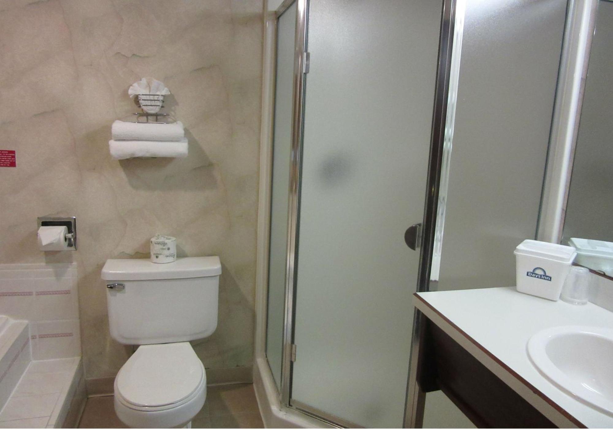 Days Inn By Wyndham Seatac Airport Phòng bức ảnh